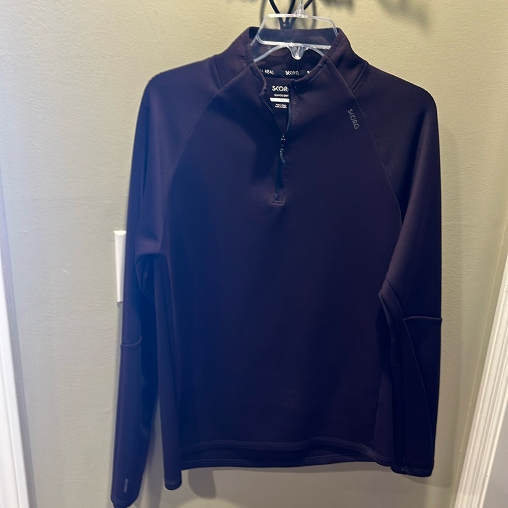 EUC Skora Running 1/4 zip Sz S Eggplant, Deep Wine mock neck long sleeves